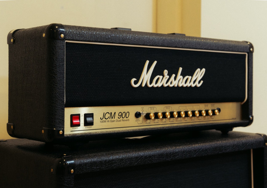 8. Marshall JCM900 Large