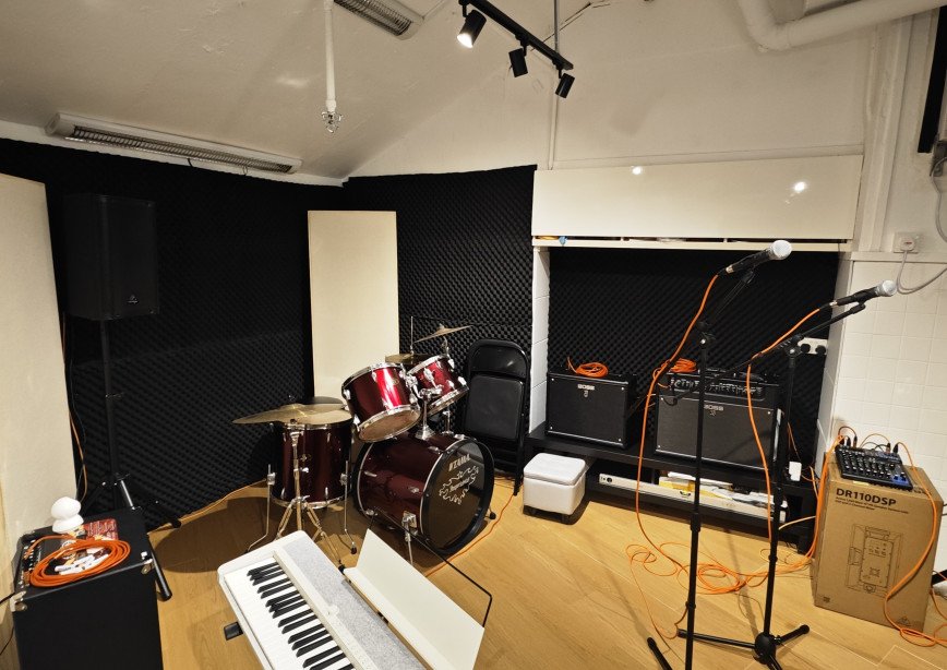 Studio pic
