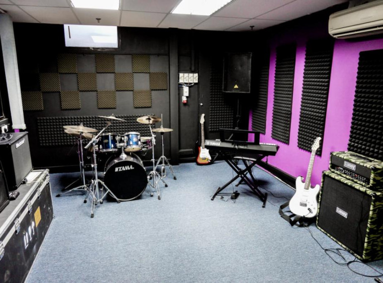 euphoria studio singapore 4